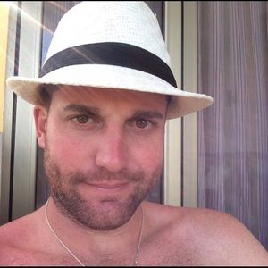 Meet your Posher, Tom